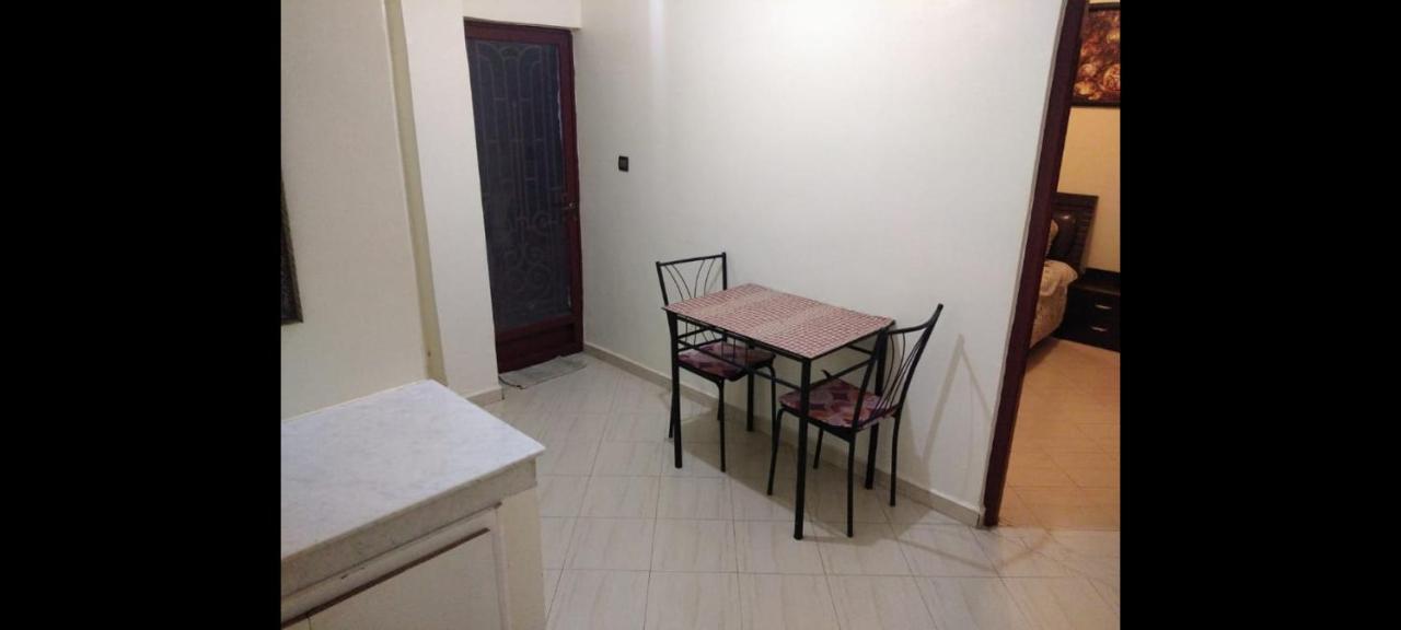 Appartement meublé près du grand souk Elhad Agadir Esterno foto